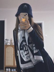 C's. Double-sided cashmere scarf with top-grade double-layer yarn-dyed fabric! T