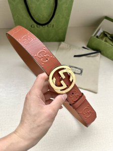 Gucci Width 4.0cm This piece connects the brand's past and future, reinterpretin