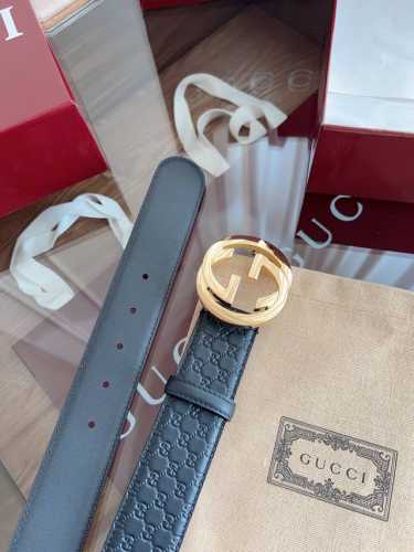 Special. Gucci Classic Calf Leather Small Embossed Design, Width 4.0 Cm, Officia