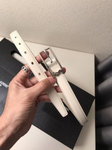 - Synchronized with Yvessalntlaurent counters! Width 2.0cm. Made of imported le