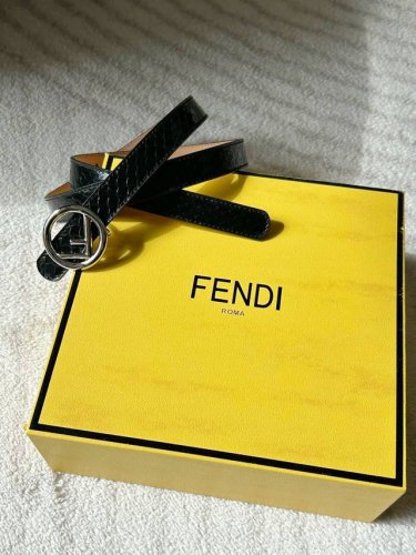 Fend I Fendi counter same high-end women's snakeskin belt, width Cm black genuin