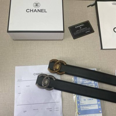 Brand: Chanel Grade: Women's belt. Custom-made cowhide leather. Double-sided. Ex