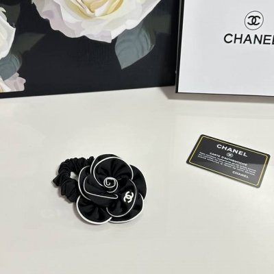 Special single with counter packaging Chanel Chanel's latest Camellia hit is her