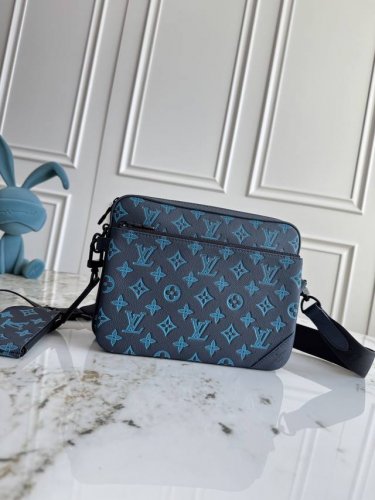 Exclusive photos of premium genuine leather (M46604 blue, M46602 black, M46603 g