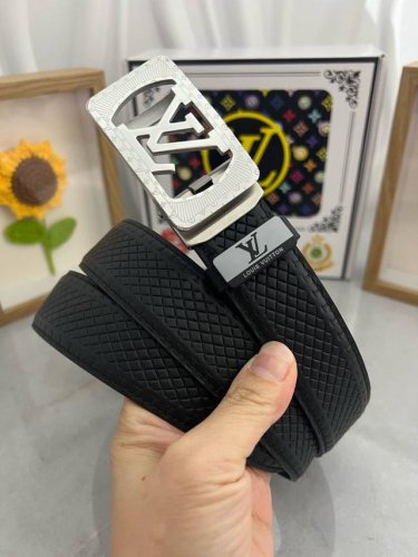 Product Name: Lv..Louis..Vuitton Automatic Belt Material: Genuine Leather Belt M