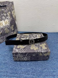 -30 Montaigne Circled Belt 550 25mm Black Smooth Calfskin Ref. B0314Uvwv_M900. N