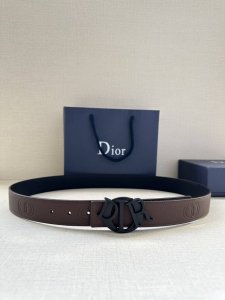 Width 3.5Cm This 35Mm Double-Sided Belt Combines Elegant Sophistication With Mod