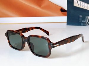 David Beckha* Mod: Db 1179 S Size: 51 ports 19 145 DDD