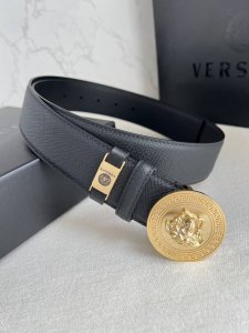 Product Name: Versace Original Belt/Leather Bag Model: Hook buckle, classic man-