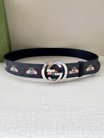 Width 4.0 Cm Gucci's Bee Pattern Is One Of The Iconic Elements Of The Gucci Anim