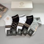 Comes with packaging, one box contains five pairs of Versace socks for men and