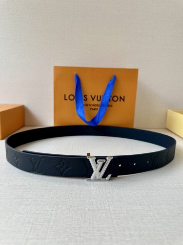 This 3.0 Wide Lv Iconic Double-Sided Belt Is Made Of Monogram Empreinte Leather