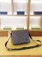 Lv Louis Vuitton official website synchronized high version crossbody shoulder b