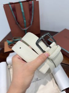 Loro Iana accessories are a golden thread interwoven between past and present, e