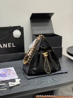 Folding gift boxUpgraded cowhide caviarChanel 25S Hobo is absolutely stunningThi