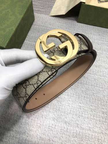 Gucci: Original fabric, lining with top-grain cowhide suede sole, original buckl