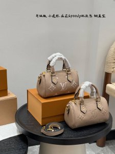 Folding plus airplane box Upgraded version all-steel hardware Size: 16*10Cm Lv S