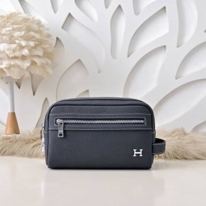 Hermes - Hermes' latest men's handbags are made of premium calfskin leather wit