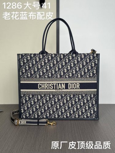 Top counter rat hot item Dior Dior shopping bag new Tote embroidery with origina