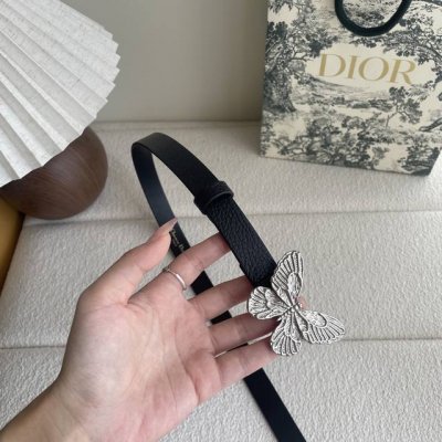 Dior new belt, made of fine top layer leather, soft to the touch, comfortable an