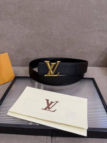 Lv Dimension 4.0 Double-Sided Belt Brings Classic Elegance To A Modern Design. L
