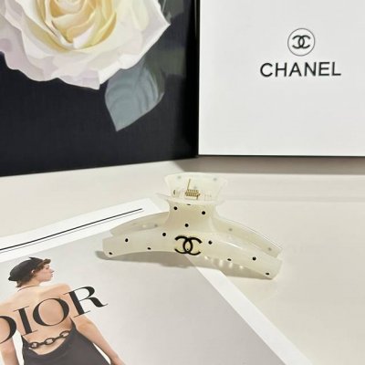 Special counter packaging Chanel's latest hit is here Vintage retro clip Elegant