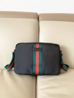 Gucc* New crossbody bag. Made of imported waterproof Oxford cloth and cowhide le