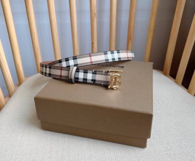 burberry Burberry Counters Synchronized New Italian-Made Belts Exquisitely De