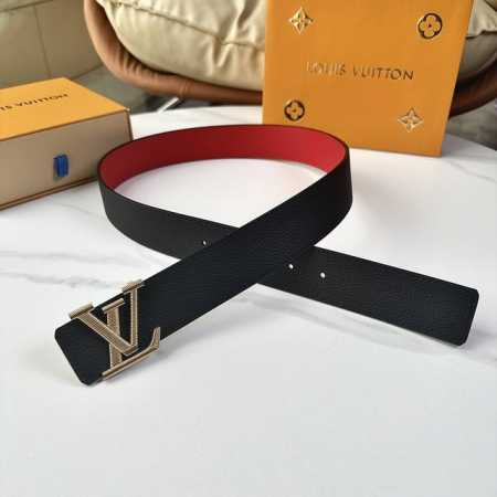 Original packaging. This season's new men's belt, 40mm wide, is crafted from cla - Click Image to Close