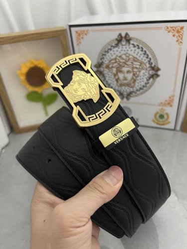 Product name: Versace. Versace Material: Original cowhide belt 100% first-layer