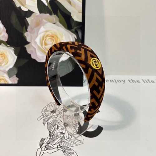 Special counter packaging Fendi Fendi's latest Ff headband Little fairies hurry