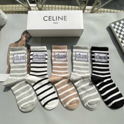 Package includes five pairs of Celine high-quality super popular online socks.