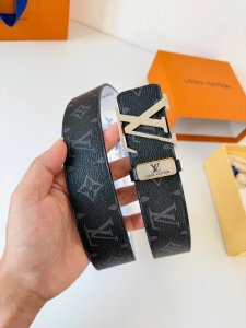 Product Name: Louis Vuitton Belt - Original Single Belt Model: Hook, Classic Pur