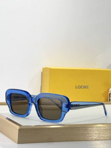 Loew* Model: Lw40158I Size: 51 ports 21- 140 DDD