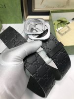 Comes with full gift box. Gucci: Original single-layer cowhide leather with G-si