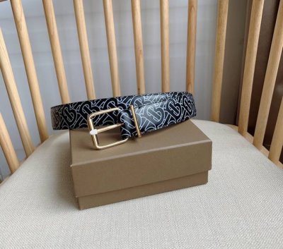 Burberry Burberry counters synchronized new Italian refined smooth leather belt