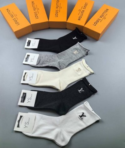 Special Packaging Lv Louis Vuitton New Classic Embroidered Mid-Length Slouch Soc