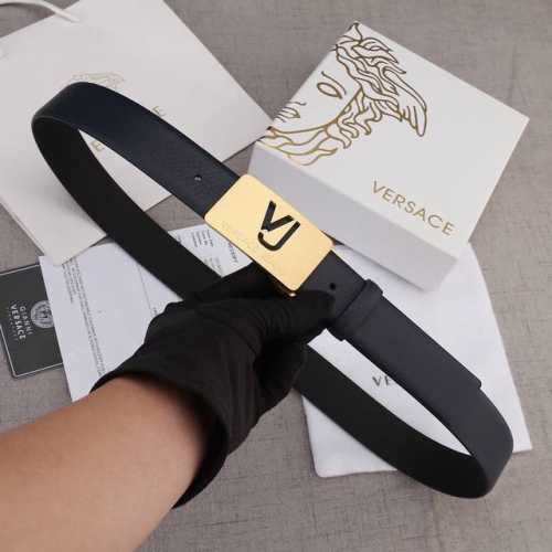 Width 3.5 Cm Versace Versace Best-Selling Buckle With Distressed Texture And Wir