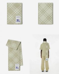 New color arrived! This version, featuring the same style worn by Jun Ji-hyun,