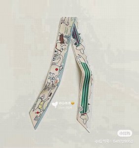 H's new silk scarf, Parisian dog 100% heavy silk twill, Herm