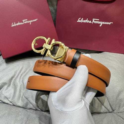 This stylish leather belt, a new arrival from F brand boutiques, features class