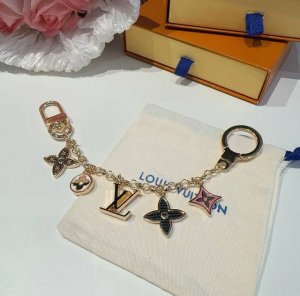 The Spring Street Chain bag charm transforms classic elements such as the Monogr