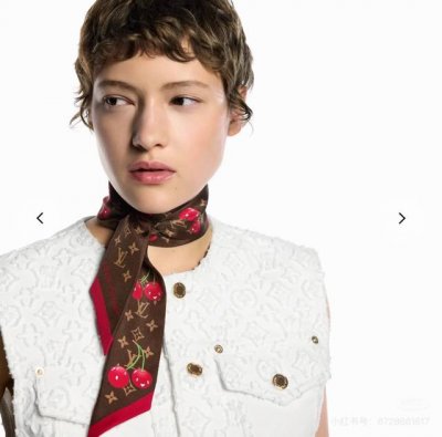 Three colors have arrived! Limited edition Lv Murakami cherry headband 100% twil