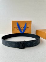 4.0 wide Lv Dimension double-sided belt is designed by creative director Pharrel