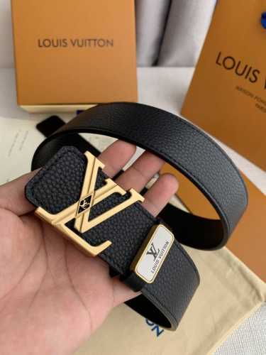 Product Name: Louis Vuitton Original Item Model: Classic Hook and Loop, Pure St