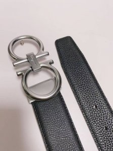 F new model from the store, featuring a Gancini buckle closure for a stylish loo