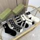 Five pairs of Gucci socks per box, including packaging. A popular Gucci item, so