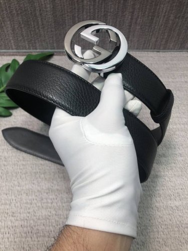 Comes with a full set of Gucci gift packaging: Original single-layer cowhide lea