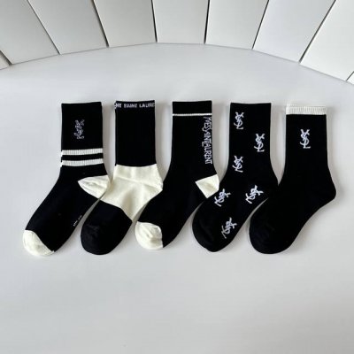 Special packaging for YSL Saint Laurent new mid-length slouch socks! Five pairs