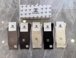 Special Packaging Chanel New Cashmere Embroidered Mid-Length Slouch Socks! Five